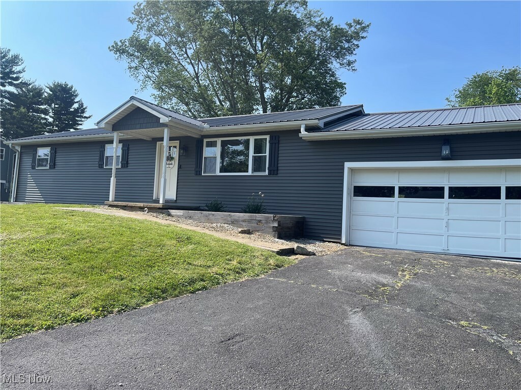 Property Photo: 2055 Shady Lane OH 43701