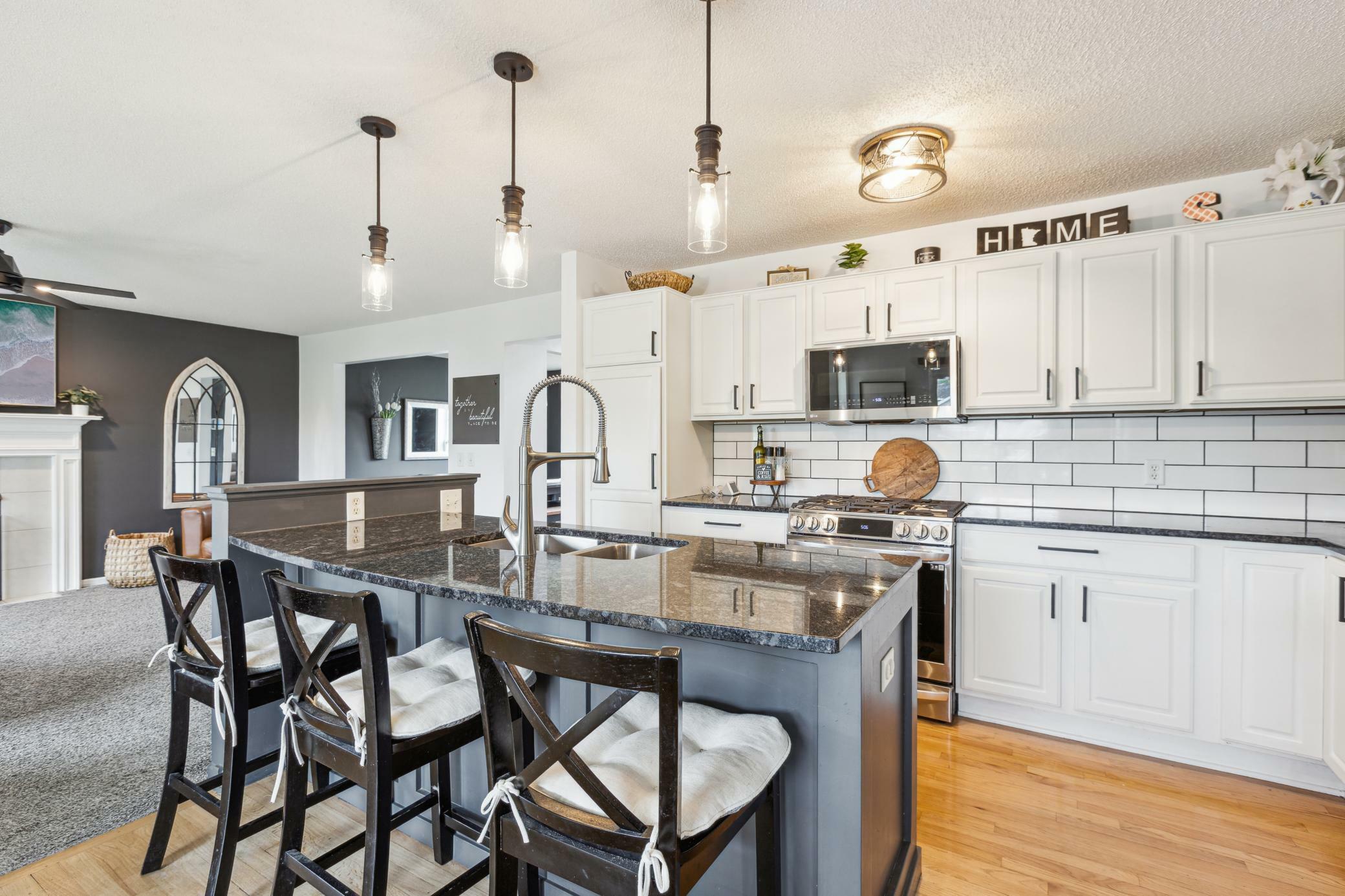 Property Photo: 10686 182nd Avenue NW MN 55330