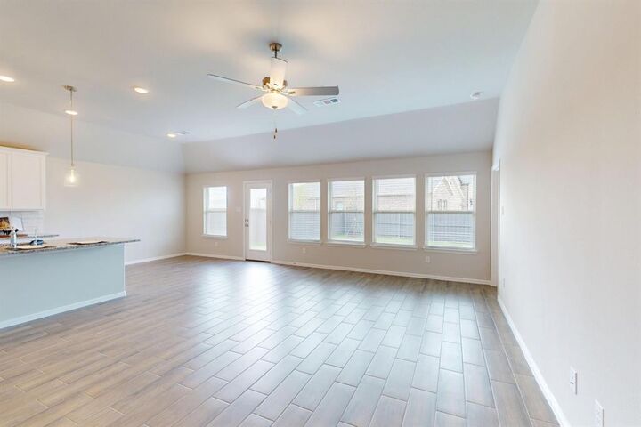 Property Photo: 7577 Wild Mint Trail TX 76084
