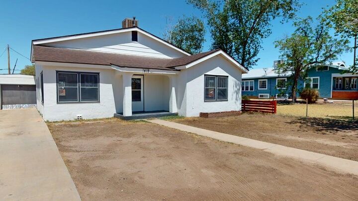 Property Photo:  1419 Ohio Ave  NM 88310-0000 