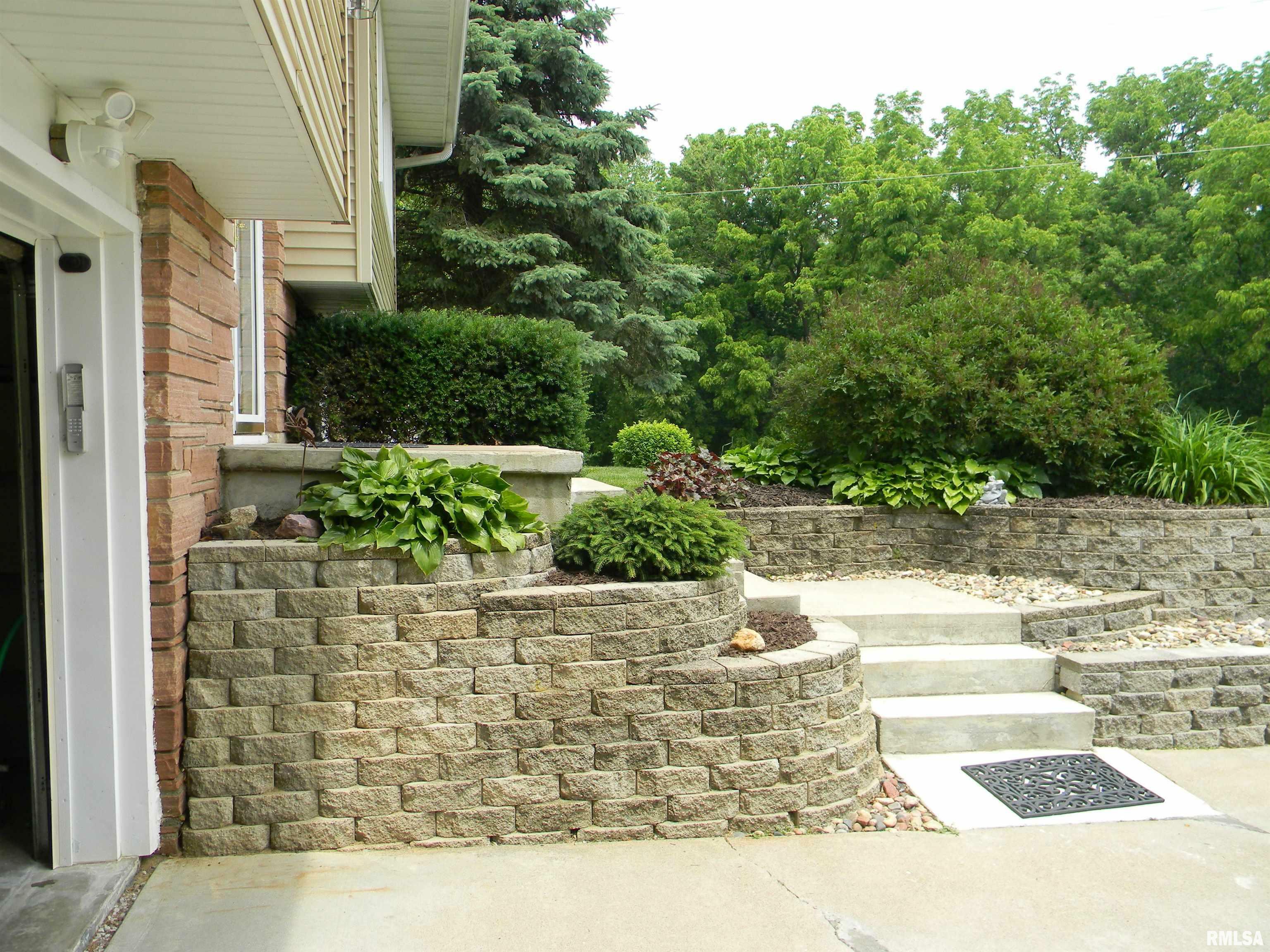 Property Photo: 3522 N 2nd Street IA 52732
