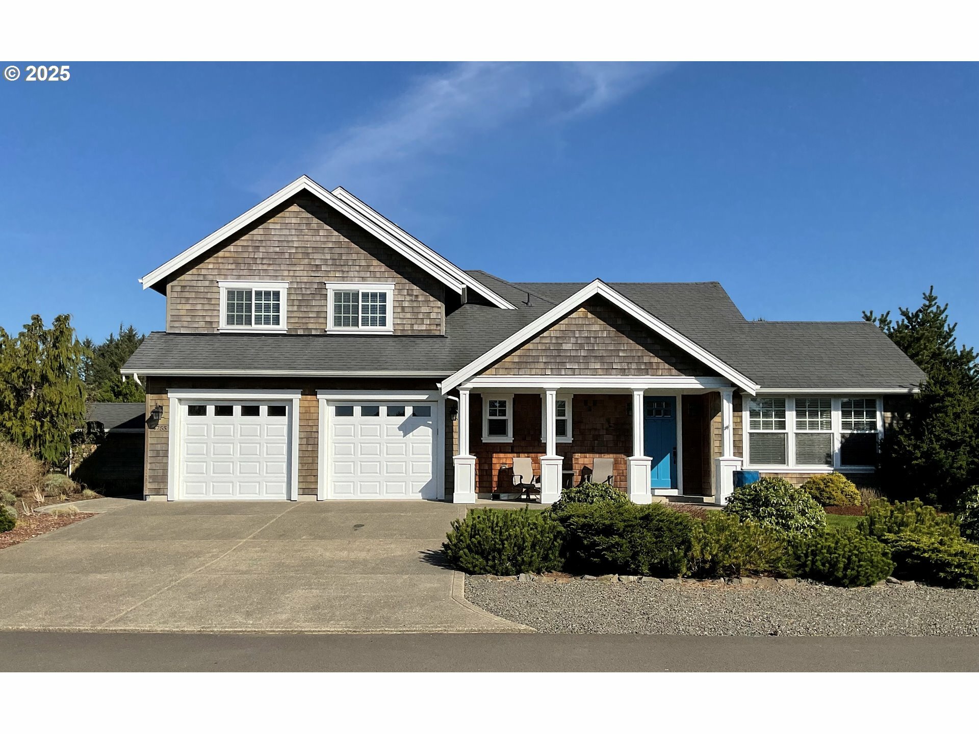 Property Photo: 4755 Drummond Dr OR 97138