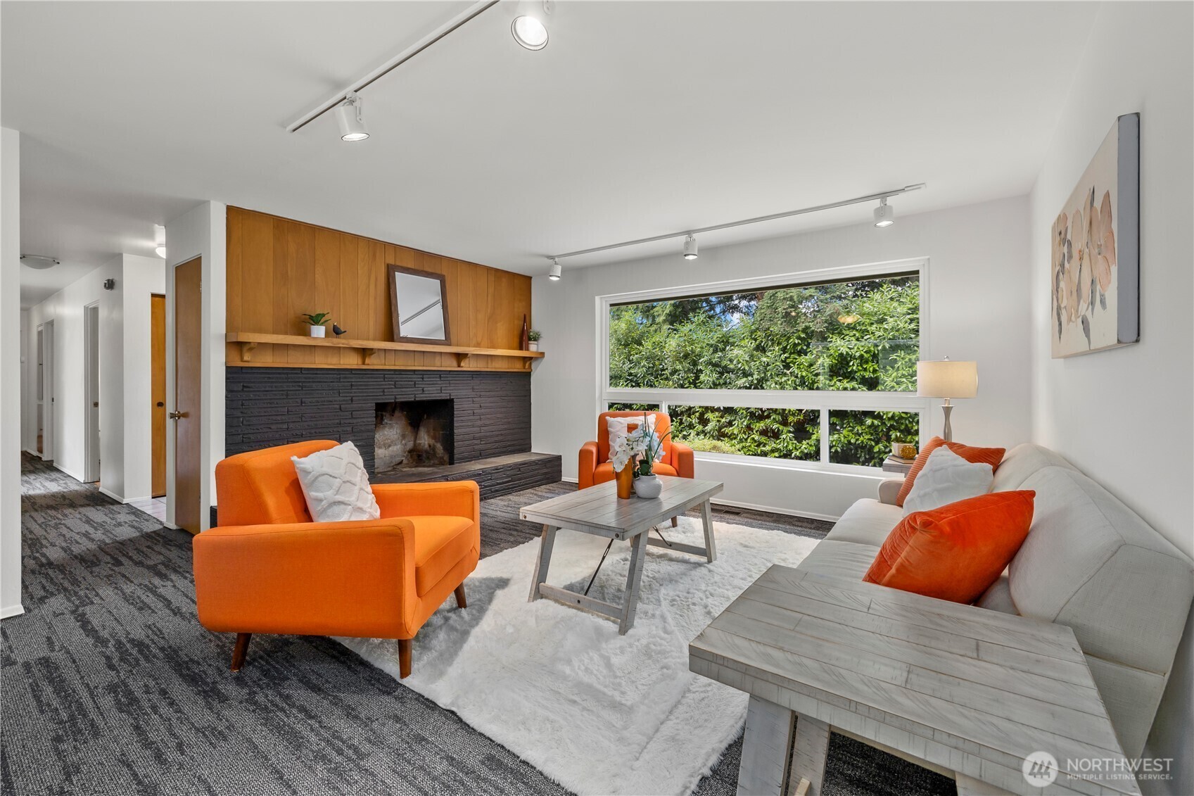 Property Photo: 4117 NE 107th Street WA 98125
