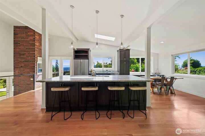 Property Photo:  14725  Broadway Avenue  WA 98296 