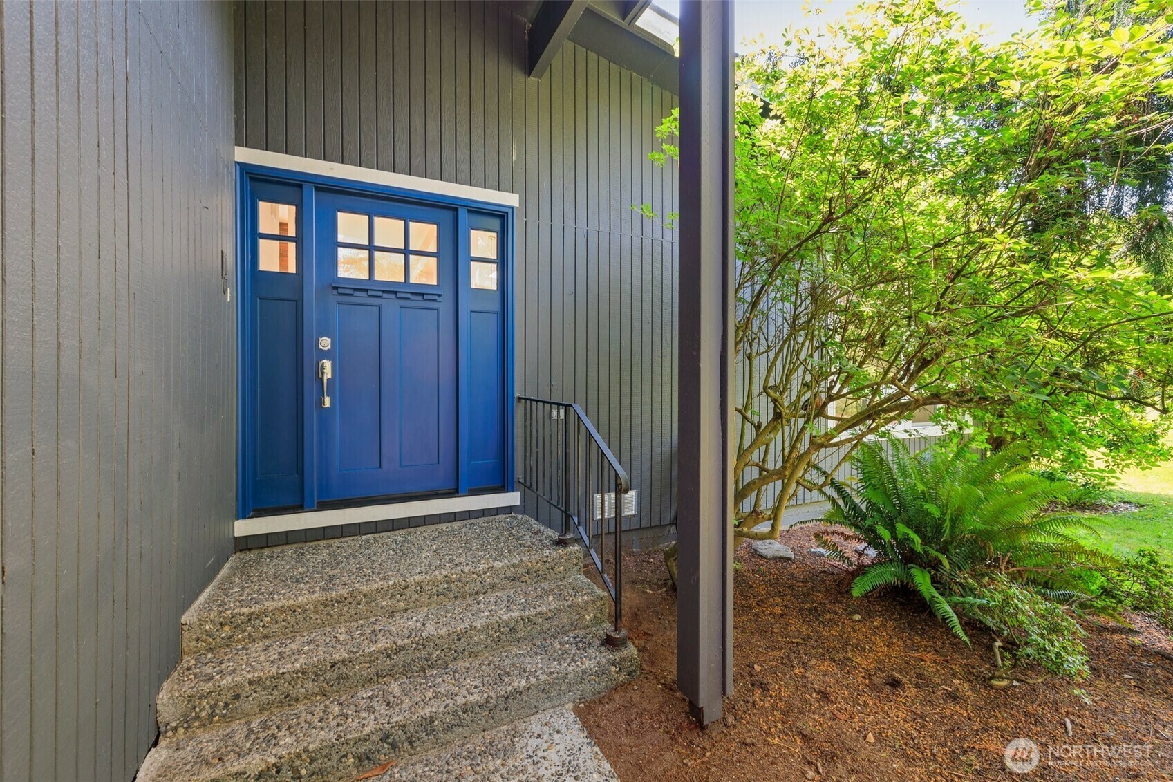 Property Photo: 14725 Broadway Avenue WA 98296