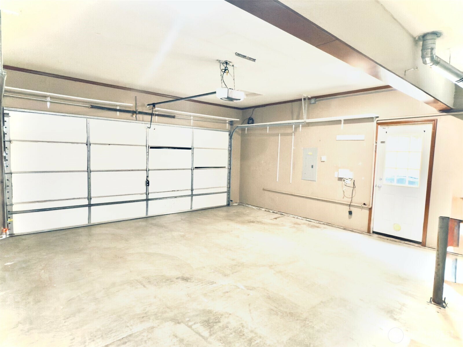 Property Photo: 11716 59th Avenue SE WA 98296