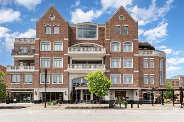 Property Photo:  110 E Main Street  MI 48640 