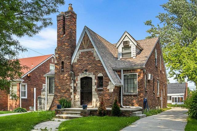 Property Photo:  8304 Pinehurst Street  MI 48204 