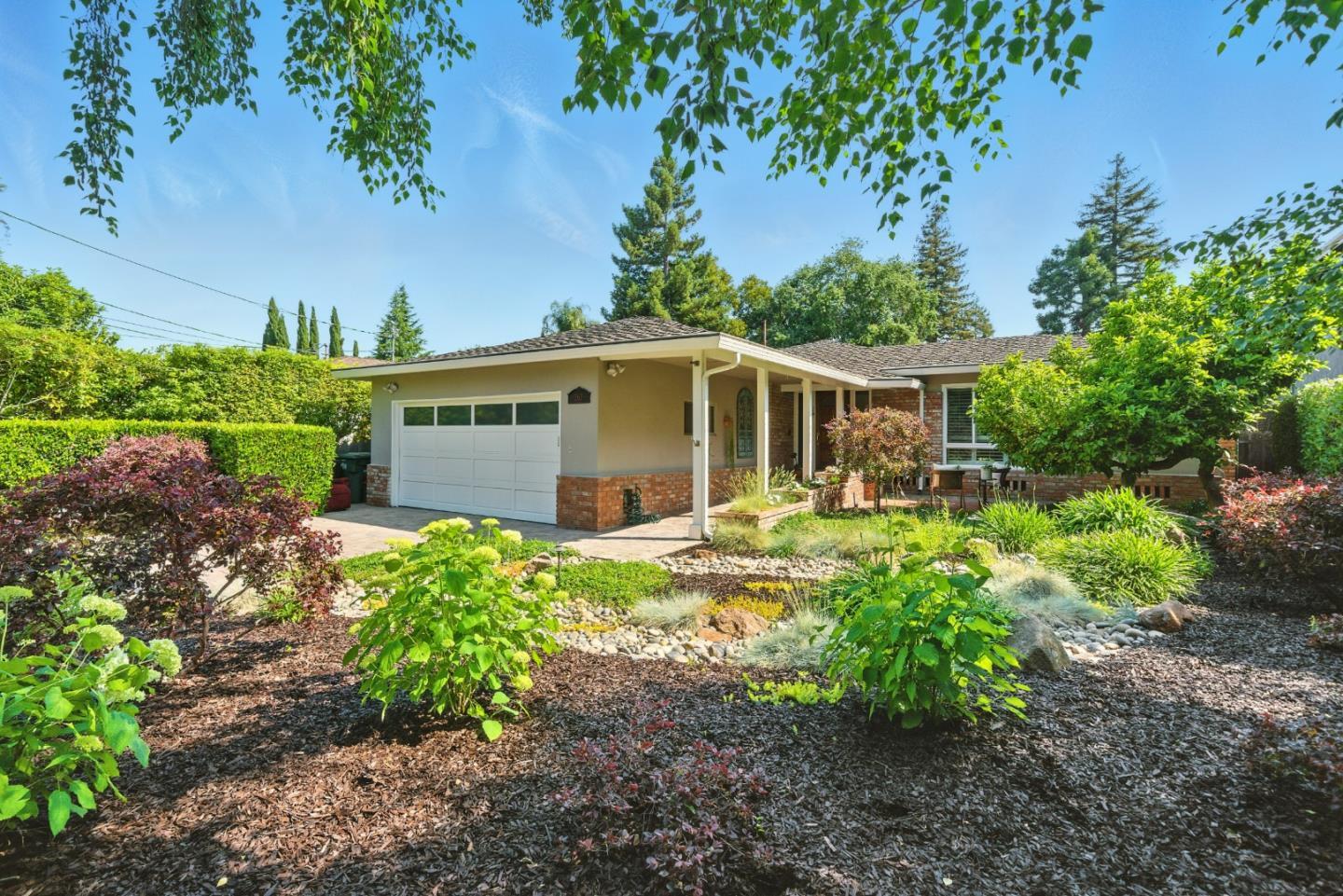 Property Photo: 263 West Oakwood Boulevard CA 94061