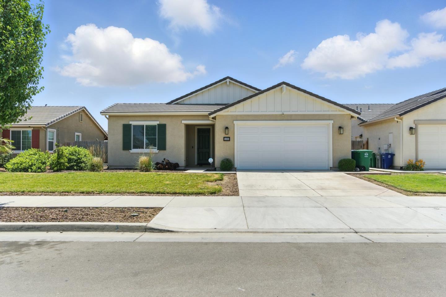 Property Photo: 1659 Dolomite Drive CA 93635