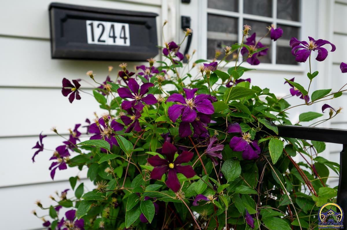 Property Photo: 1244 SW 31st Ter KS 66611