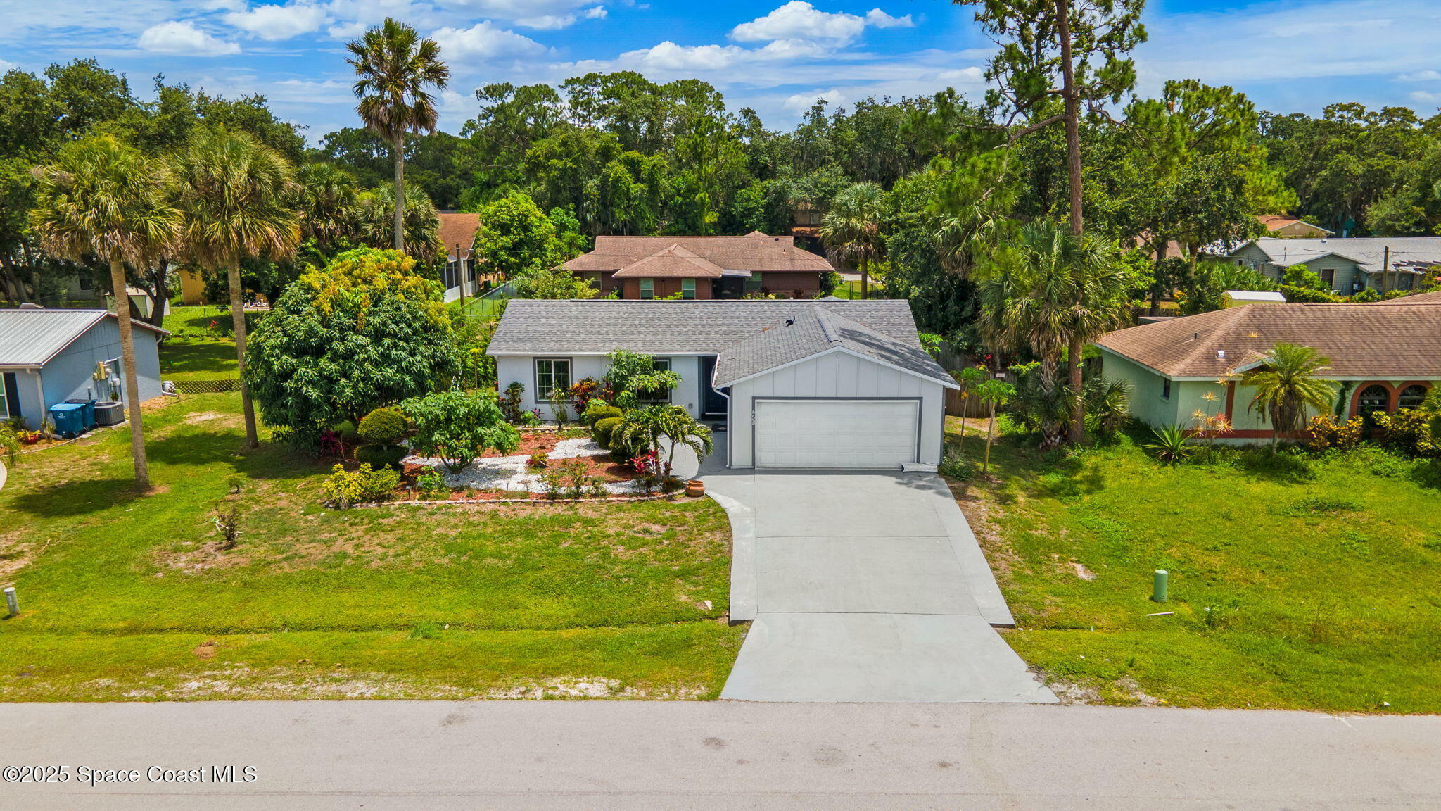 Property Photo: 458 Stendal Road NW FL 32907