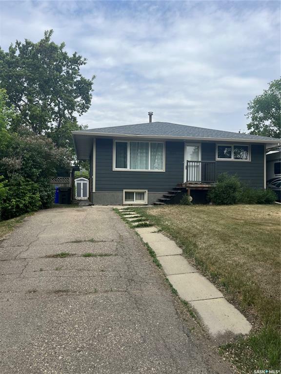 924 4th Street E  Prince Albert SK S6V 0K7 photo