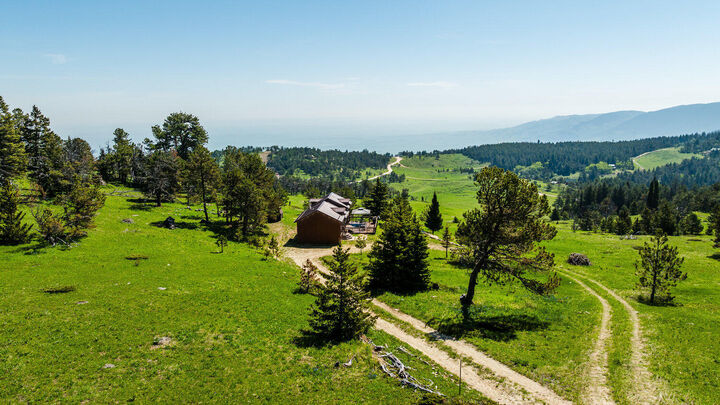 Property Photo: 77 Blacktooth Road WY 82801