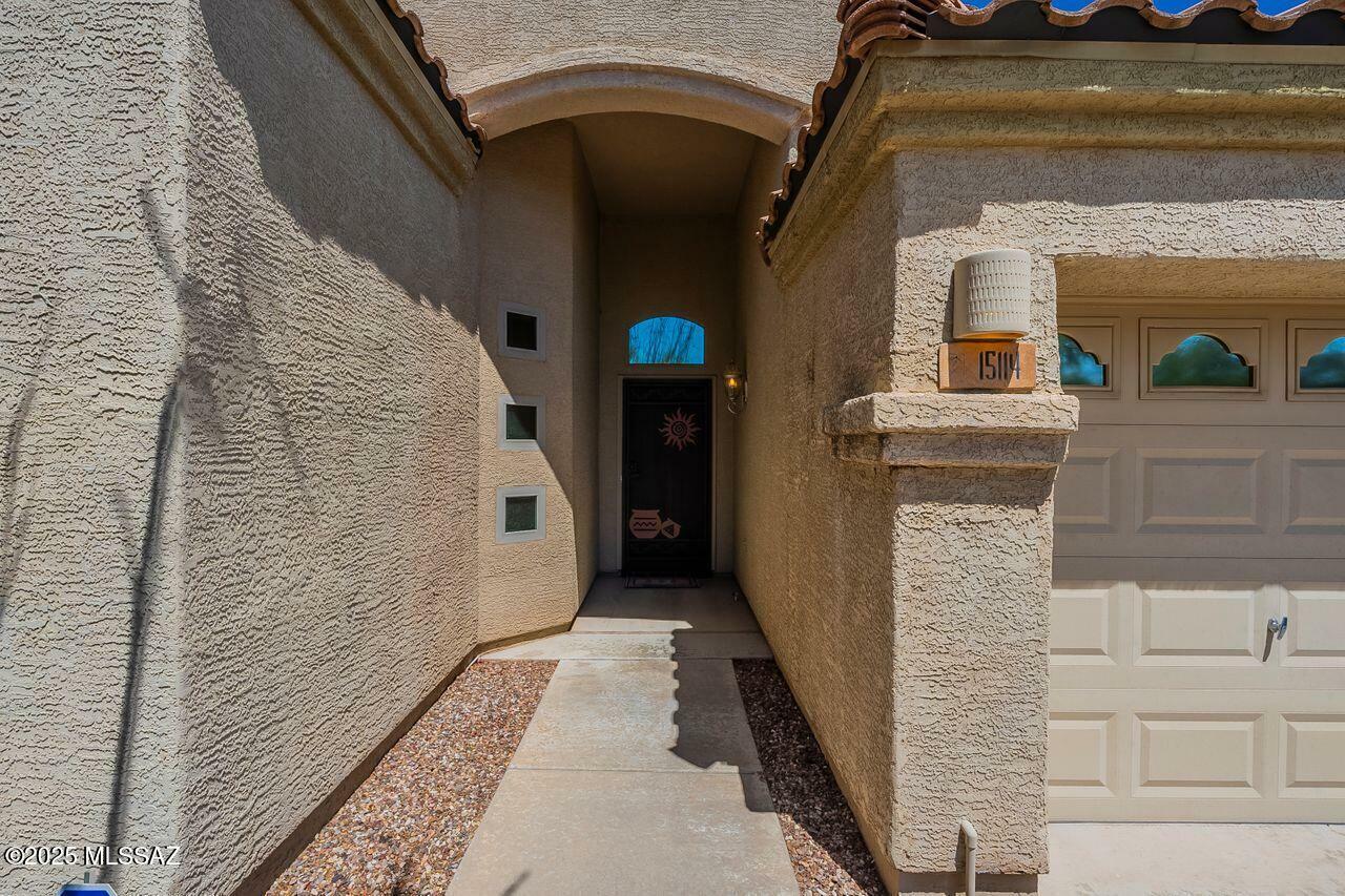 Property Photo: 15114 N Rugged Lark Drive AZ 85739