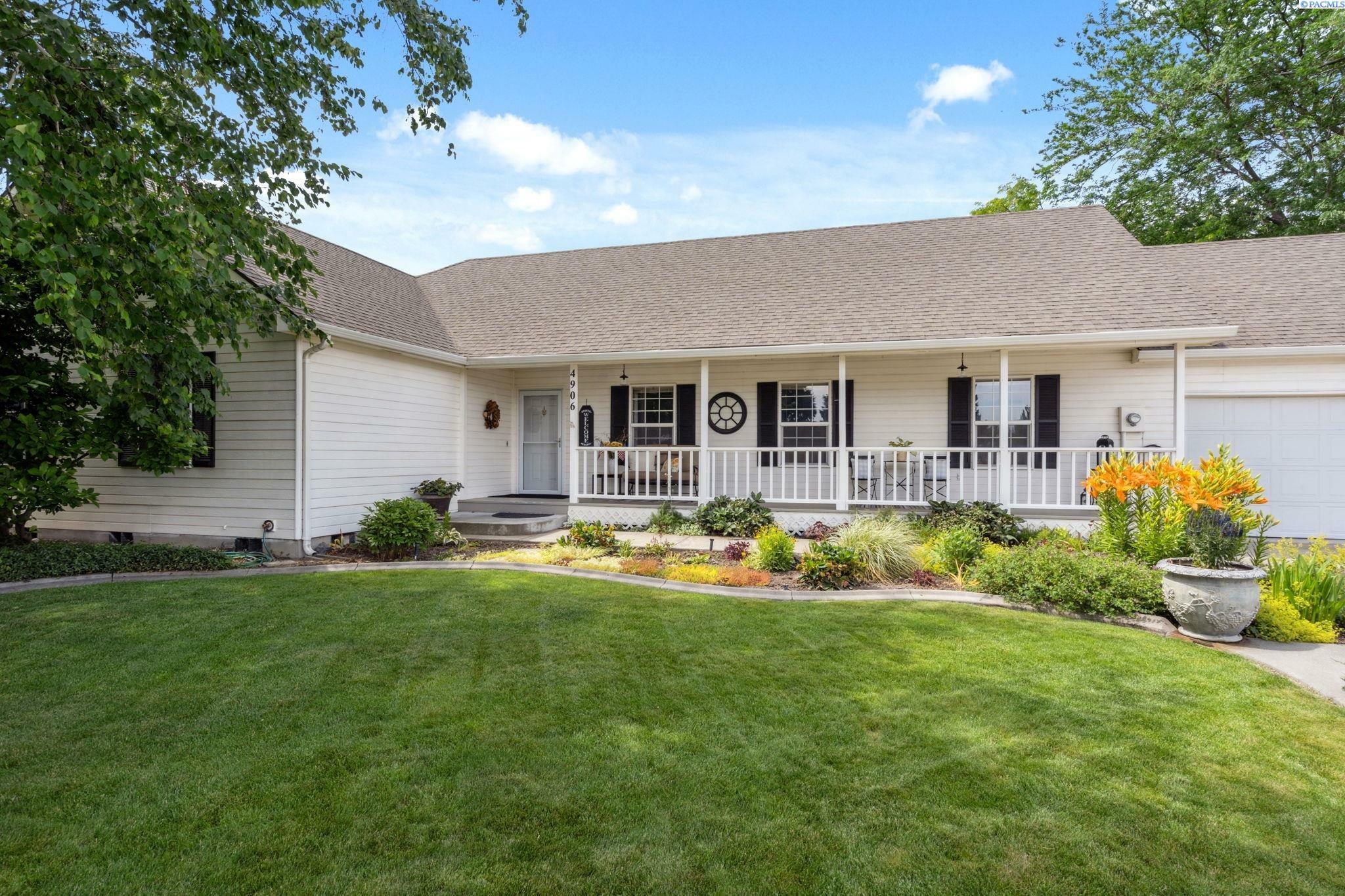 Property Photo:  4906 S Everett Ct.  WA 99337 