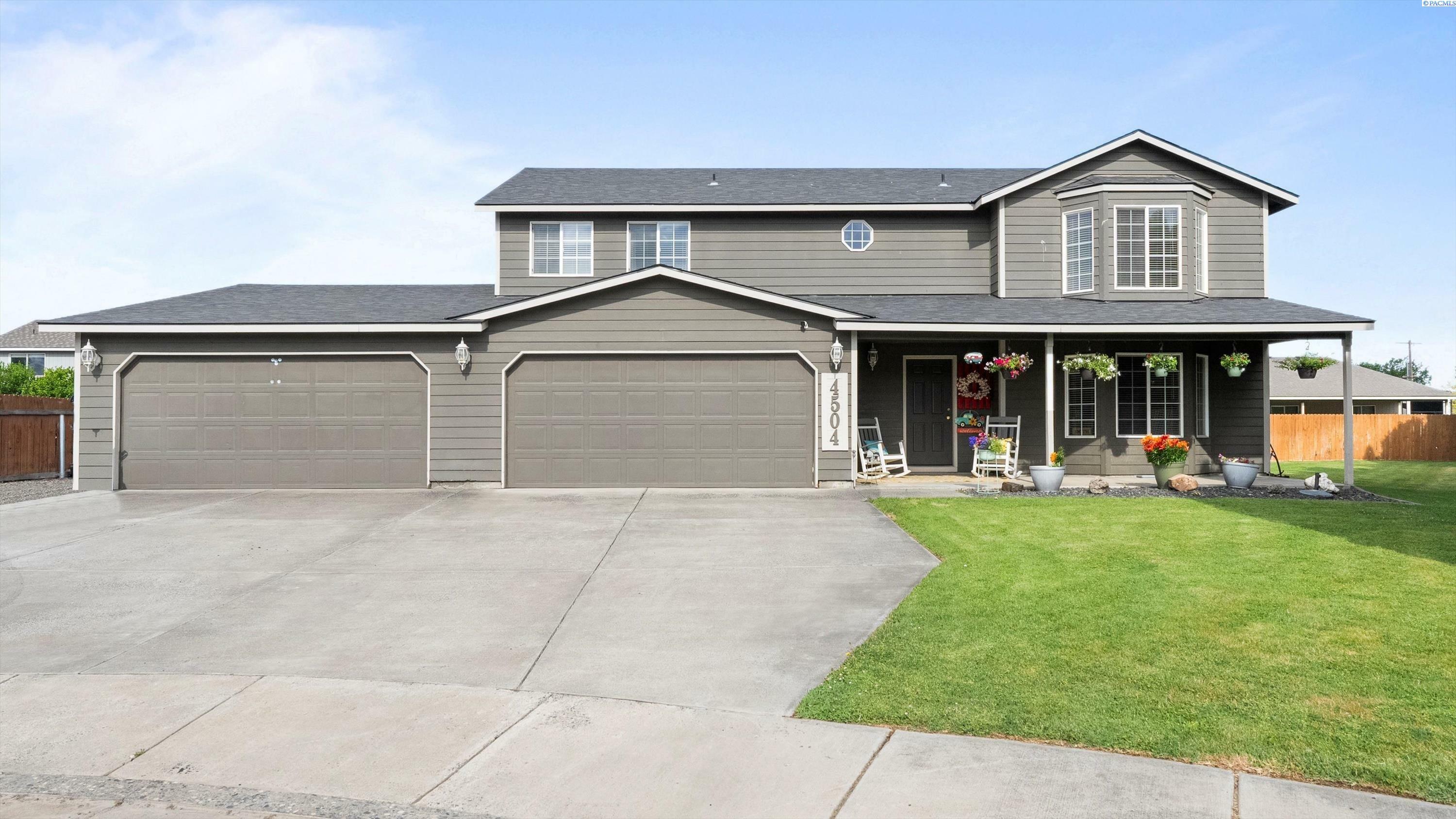4504 S Dayton Ct.  Kennewick WA 99337-5250 photo