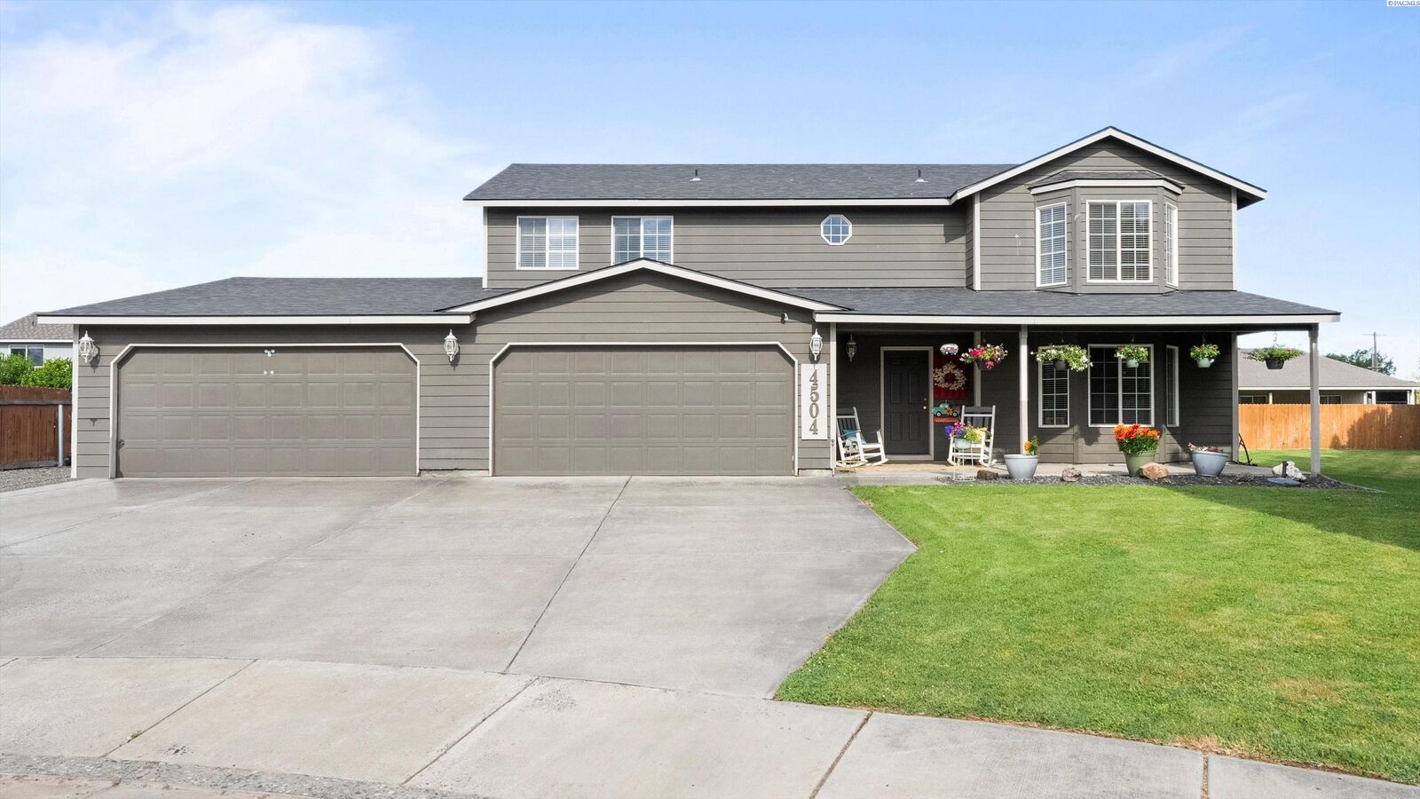 Property Photo: 4504 S Dayton Ct. WA 99337-5250