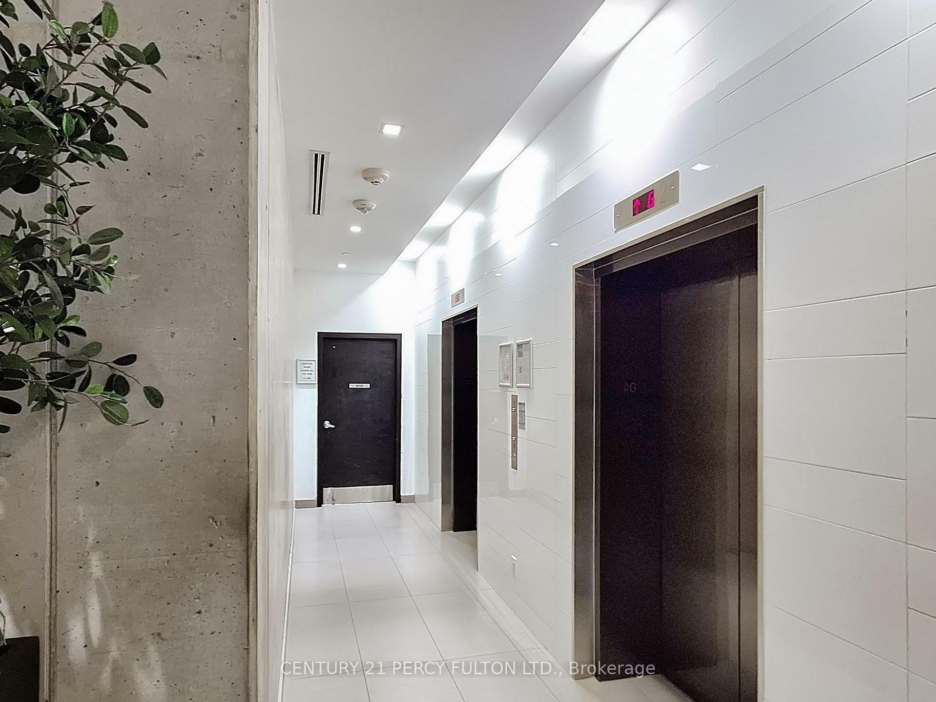 Property Photo: 11 Charlotte Street 1707 ON M5V 0M6