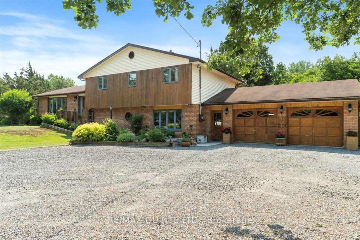 338 Sunrise Drive  Prince Edward County ON K8N 4Z7 photo