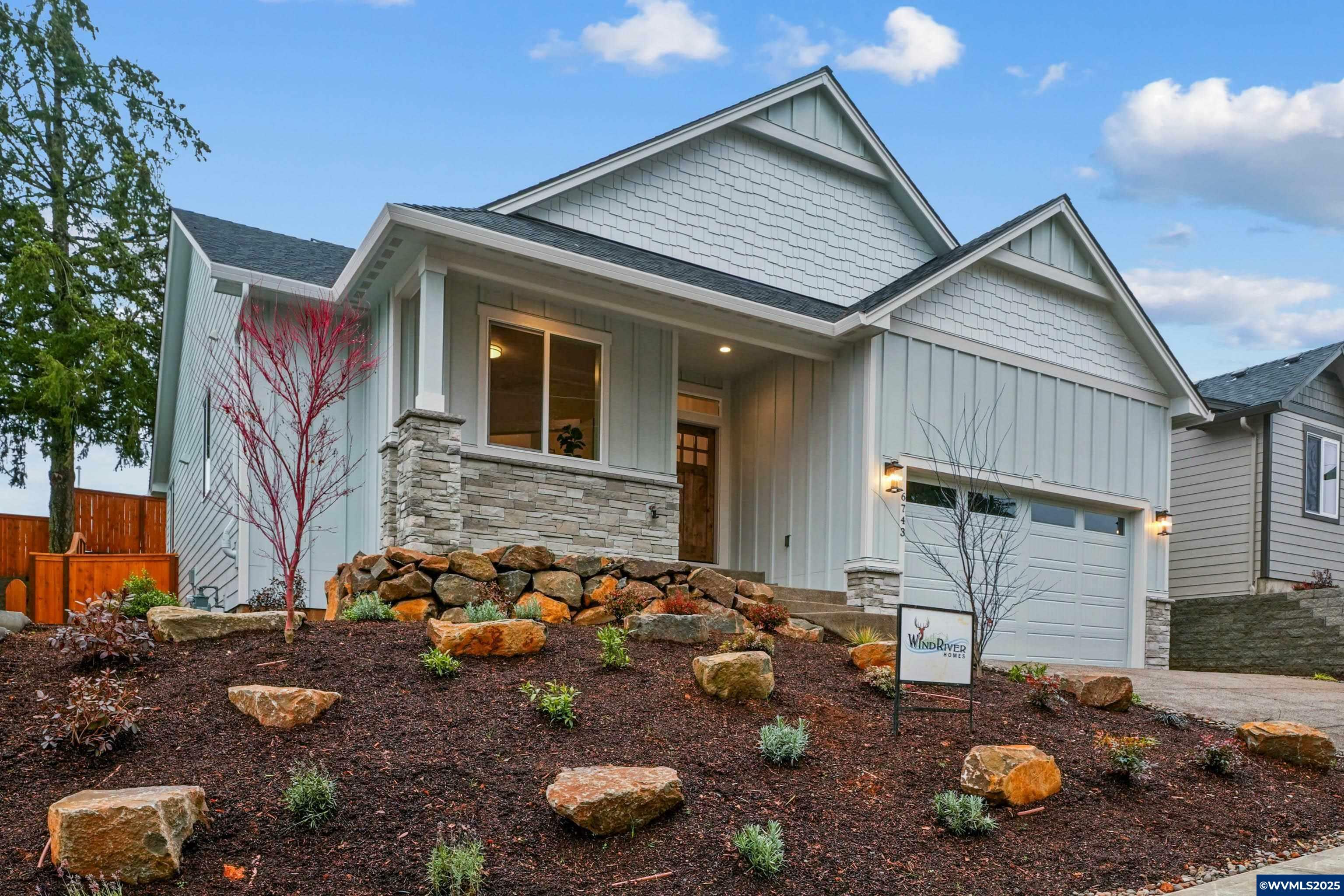 Property Photo: 6699 Naomi Danielle St SE OR 97306