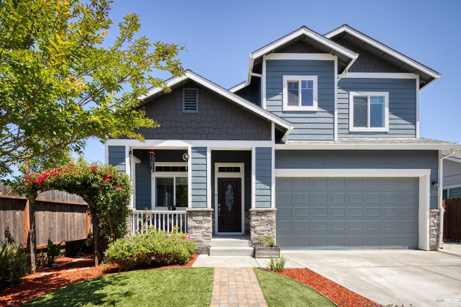 Property Photo: 1371 Holly Park Way CA 95403