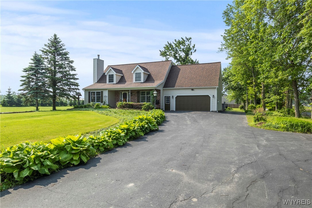 8345 Lapp Road  Clarence NY 14051 photo