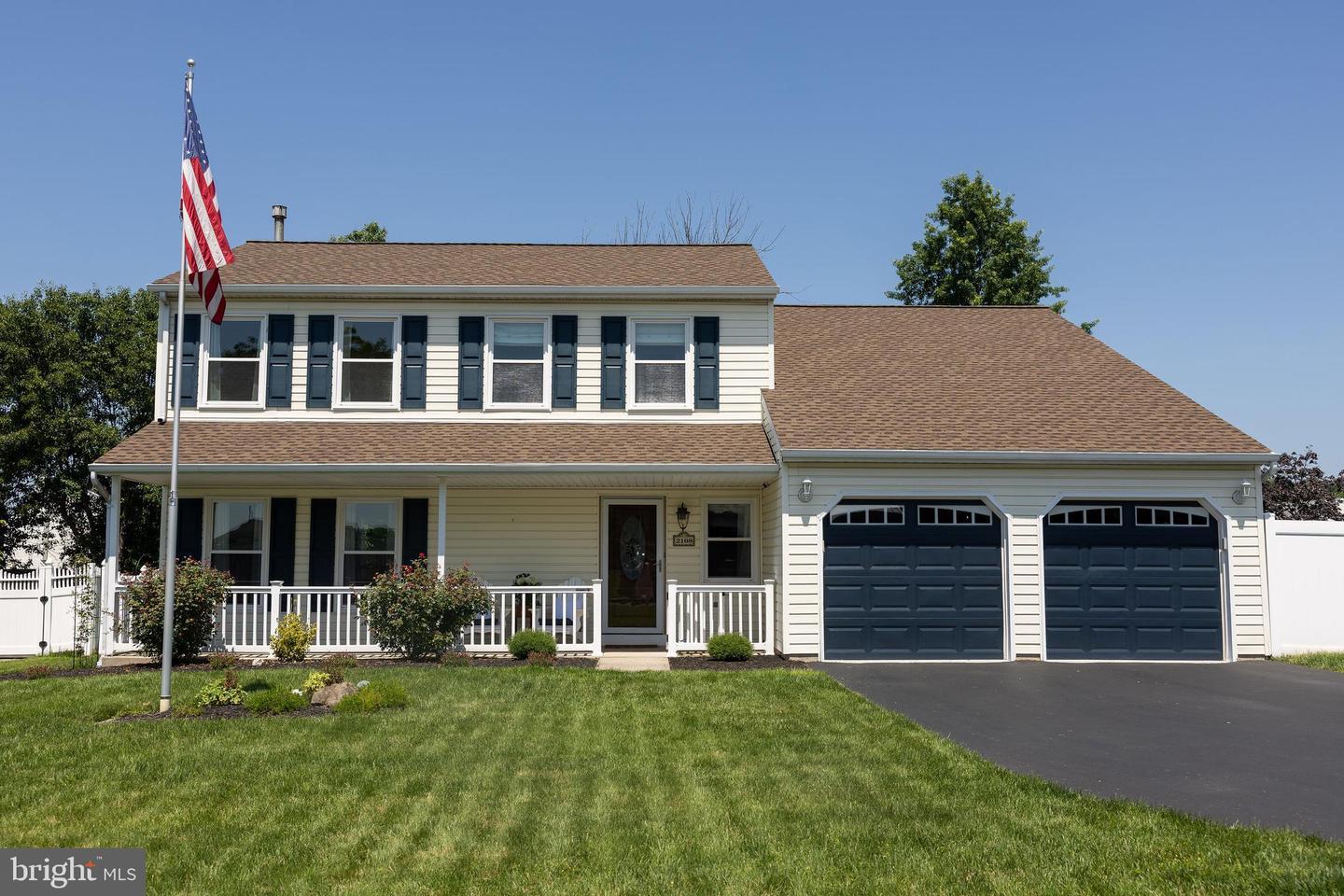 Property Photo: 2108 Foxtail Drive PA 19464