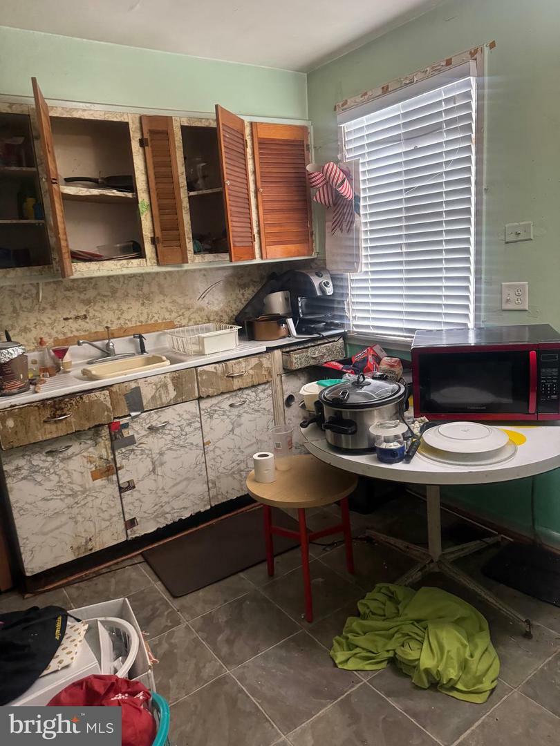 Property Photo: 1400 Farmingdale Avenue MD 20743
