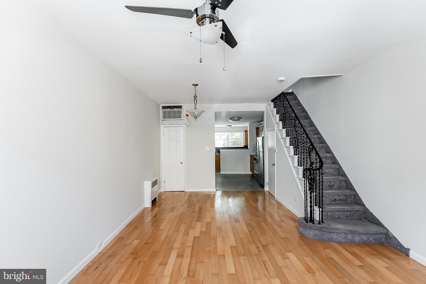 Property Photo: 2631 S Juniper Street PA 19148