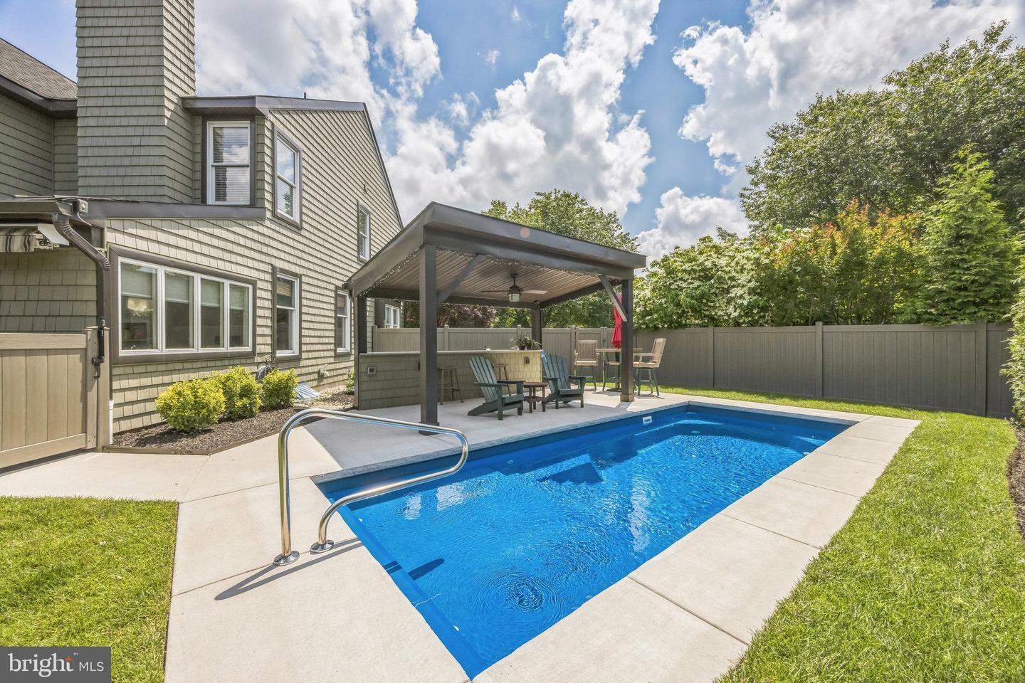 Property Photo: 10 Garwood Court NJ 08055