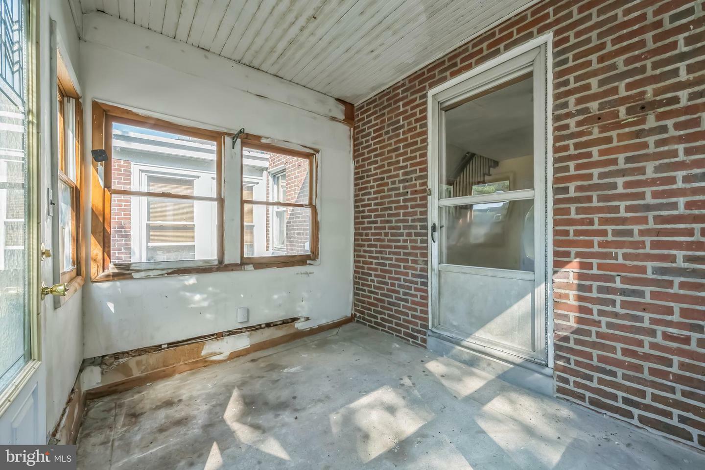 Property Photo:  2704 N Tatnall Street  DE 19802 