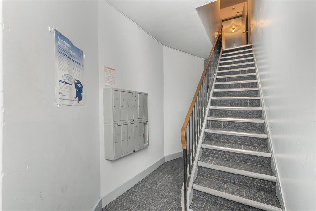 Property Photo: 250 Talbot Avenue MB R2L 0P8