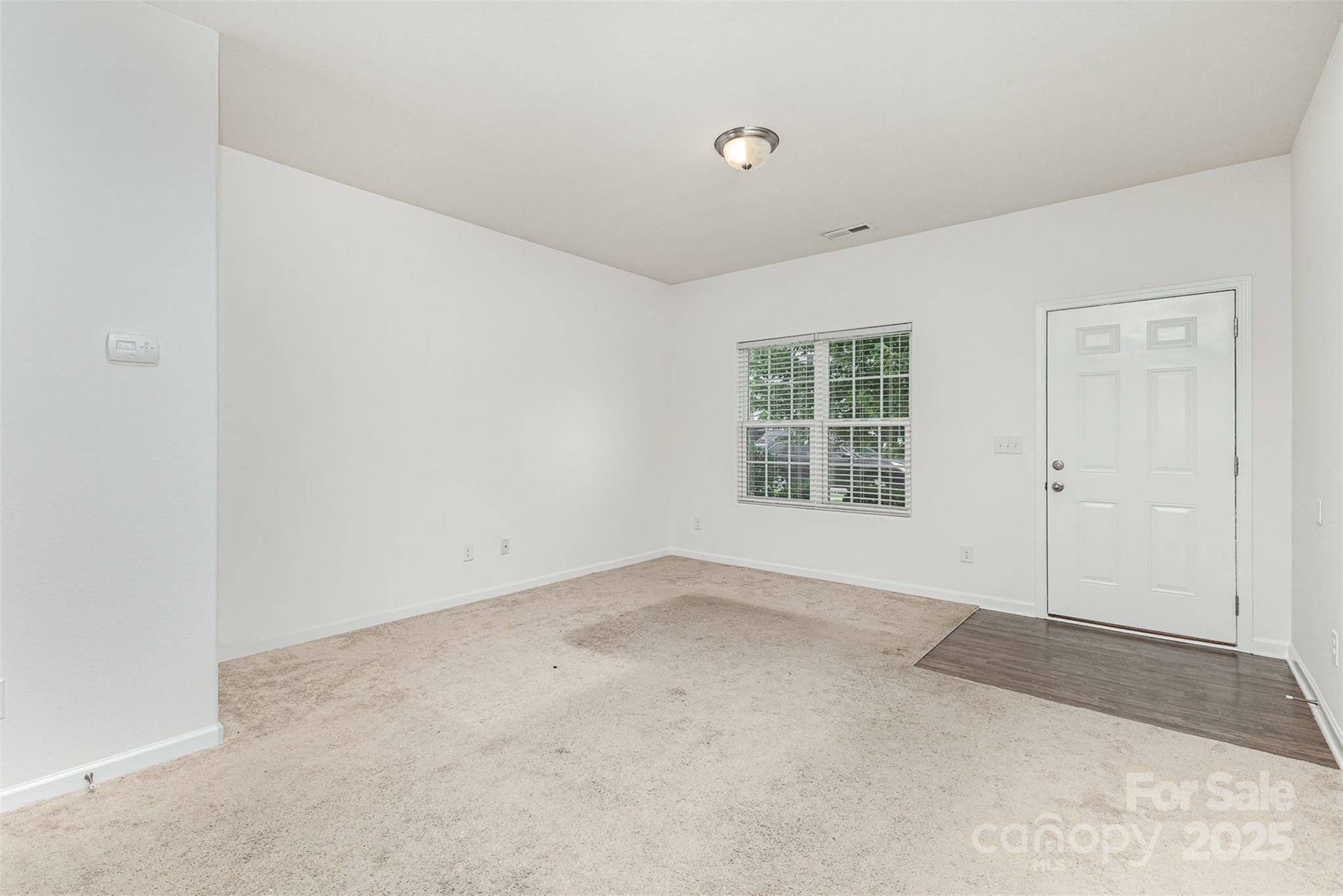 Property Photo: 1404 Waylon Avenue NC 28054