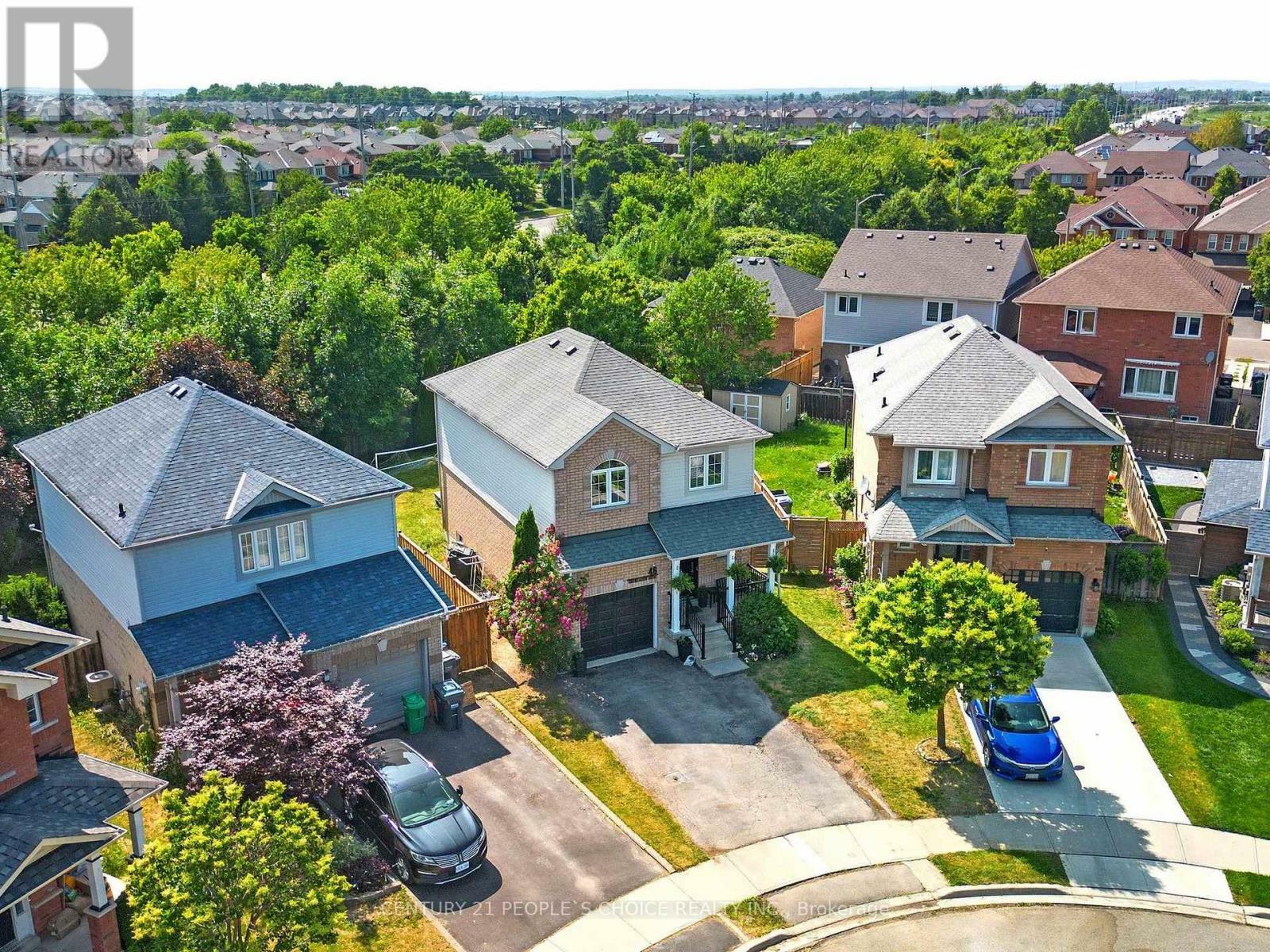 Property Photo: 46 Oakmeadow Drive ON L7A 2M1