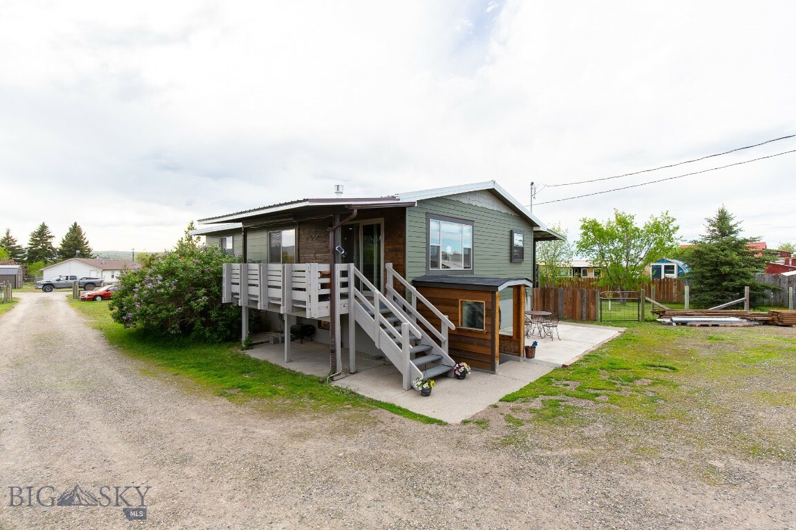 Property Photo: 510 Table Mountain Dr MT 59730