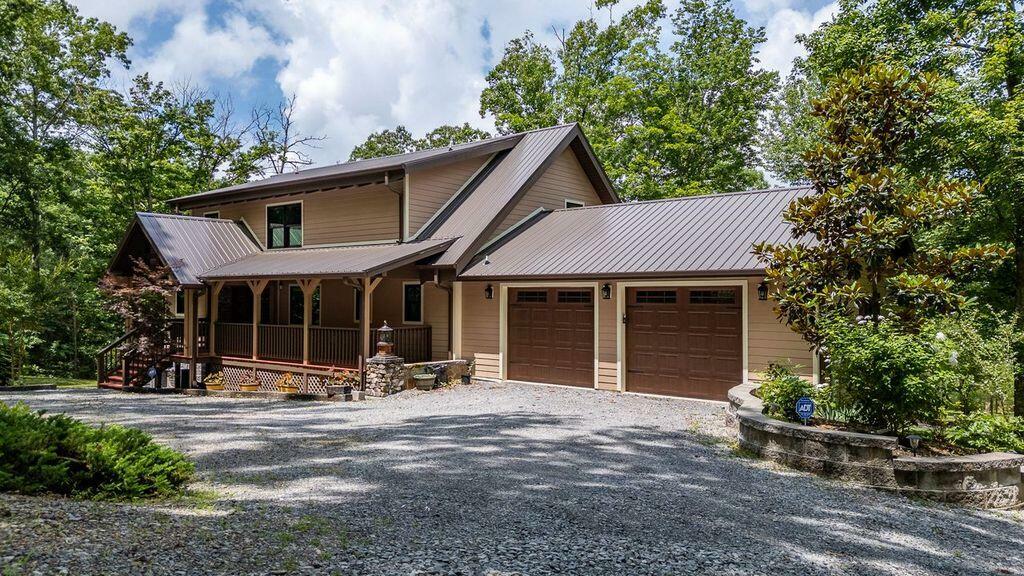 Property Photo:  80 Tanya Ln  TN 37327 