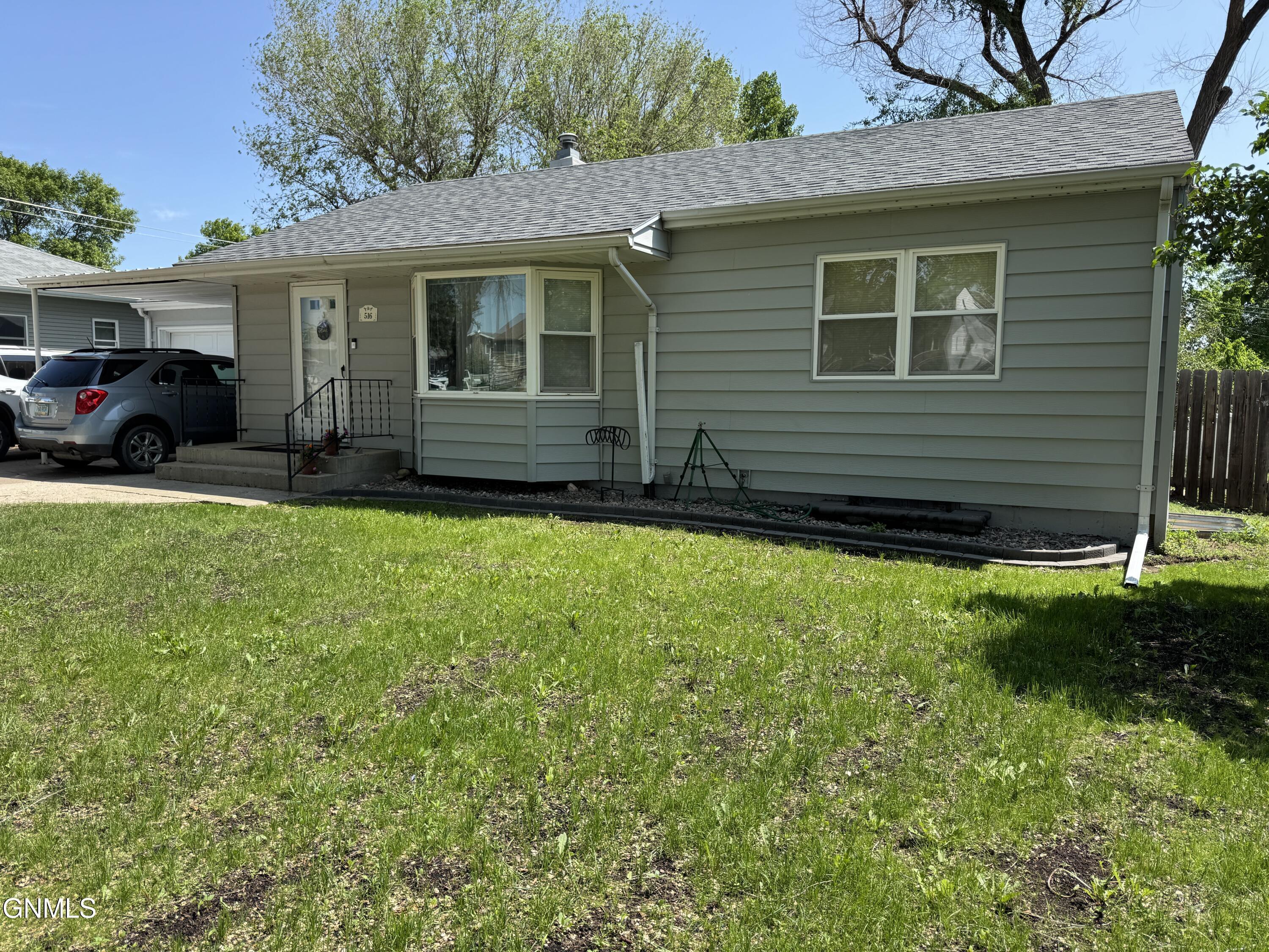 Property Photo: 516 3rd Street NE ND 58854