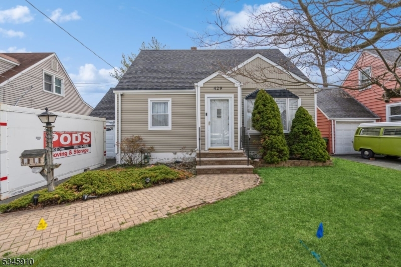Property Photo: 429 Elmwood Ter NJ 07036