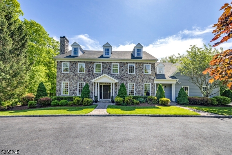 Property Photo: 4 Combs Hollow Rd NJ 07945
