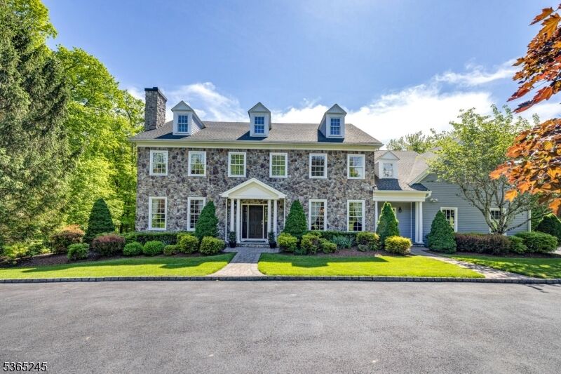 Property Photo: 4 Combs Hollow Rd NJ 07945