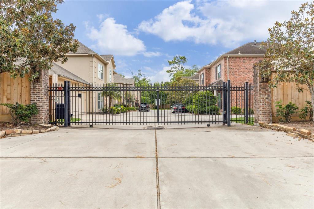 Property Photo: 1440 Waseca Street TX 77055