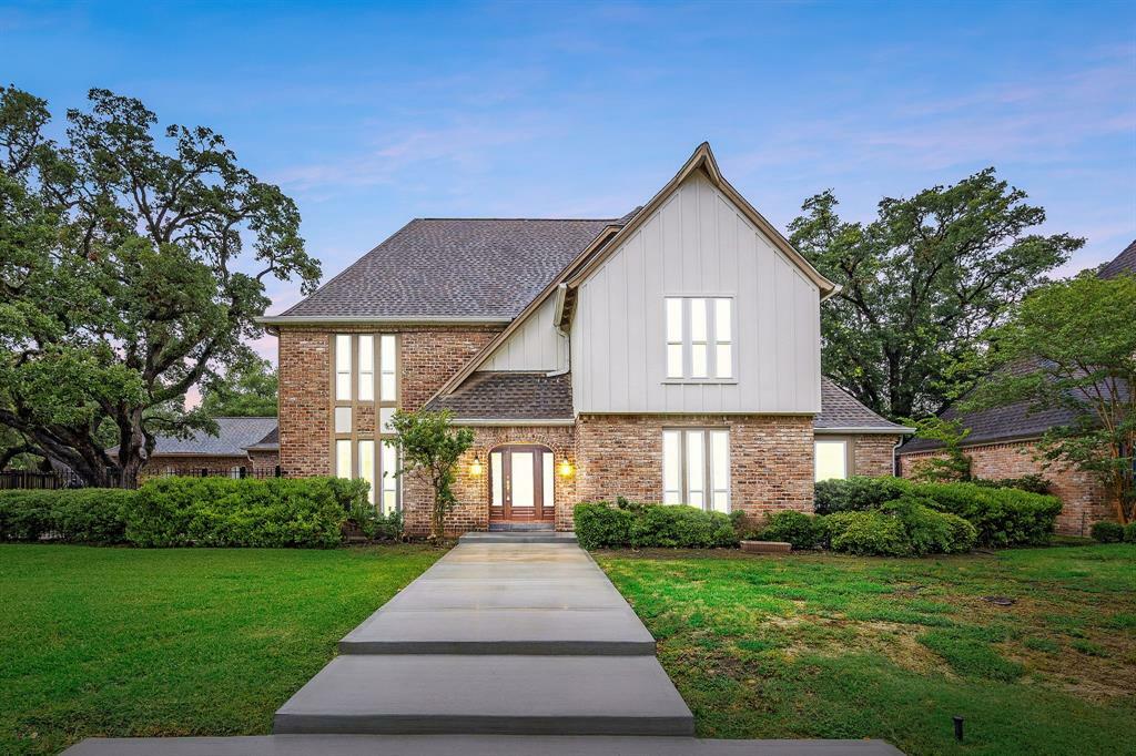 Property Photo: 15726 Walkwood Drive TX 77079