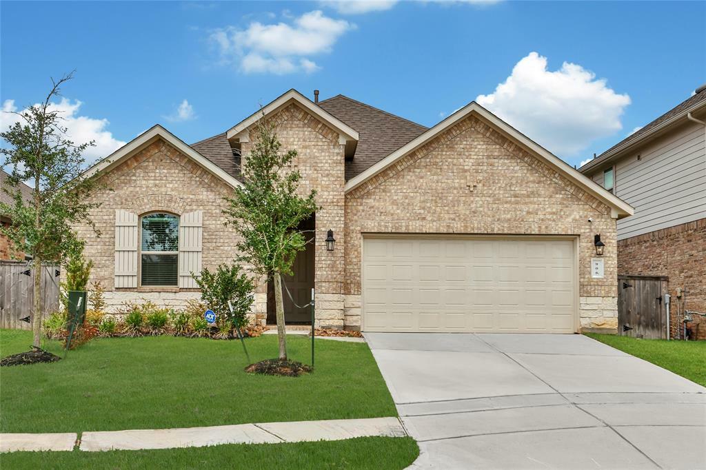 Property Photo: 906 Youth Water Road TX 77316
