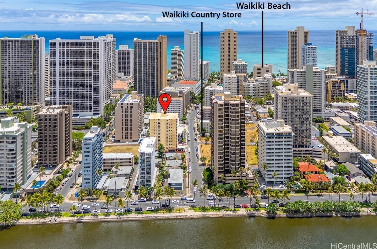 Property Photo:  303 Liliuokalani Avenue 1102  HI 96815 