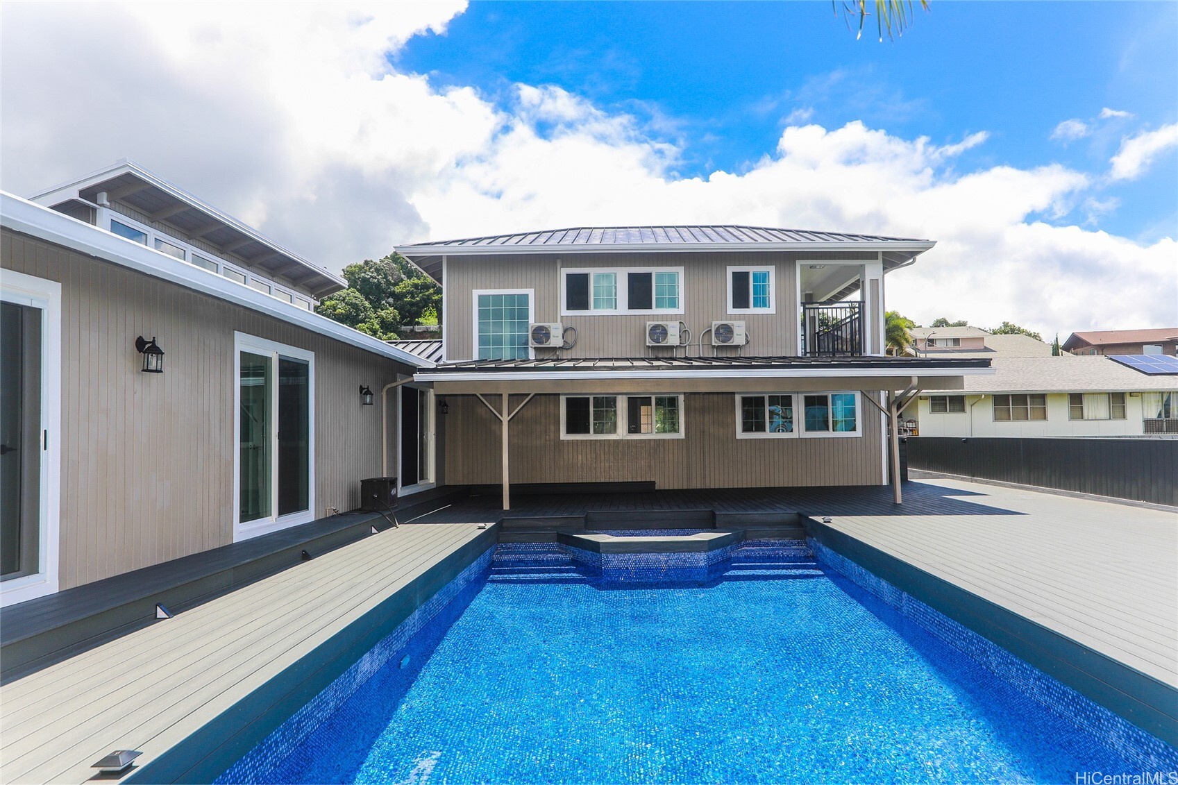 Property Photo: 98-1027 Palula Way HI 96701