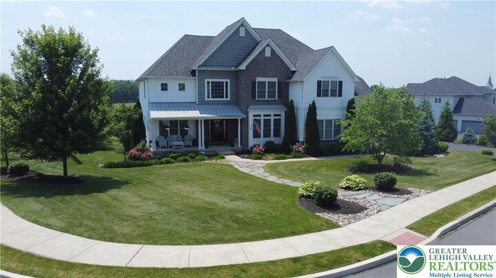 Property Photo:  4323 Saratoga Drive  PA 18020 