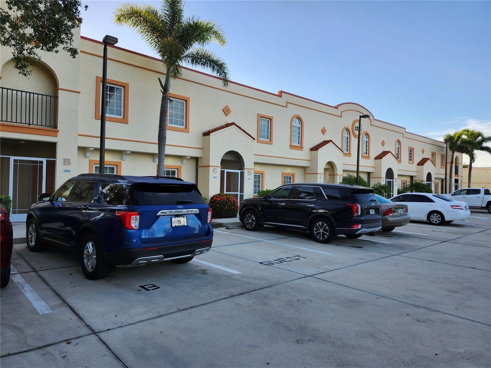 Property Photo:  1216 Rio De Janeiro Avenue 301  FL 33983 