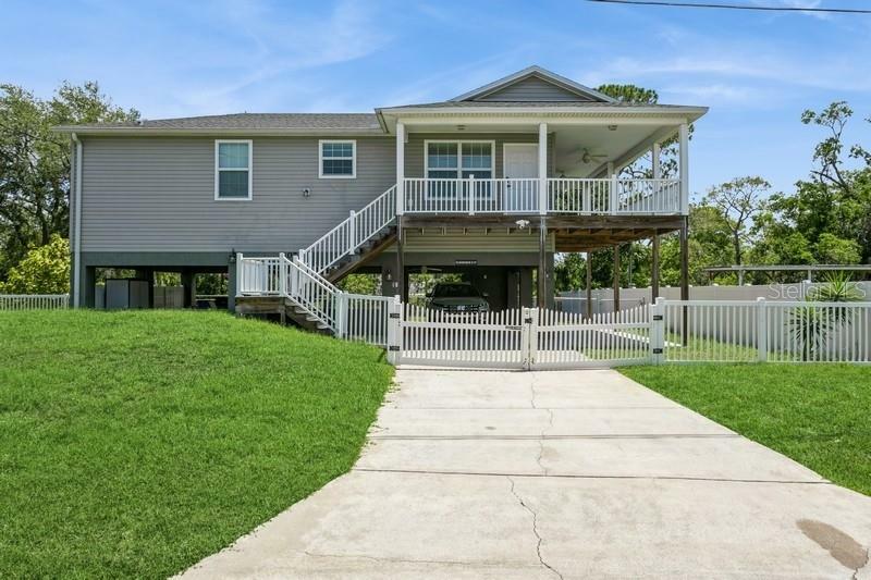 Property Photo: 9107 Brunswick Lane FL 33615