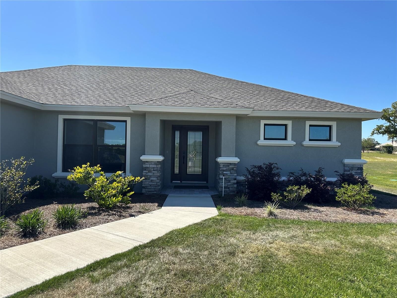 Property Photo: 587 N Riva Ridge Path FL 34453